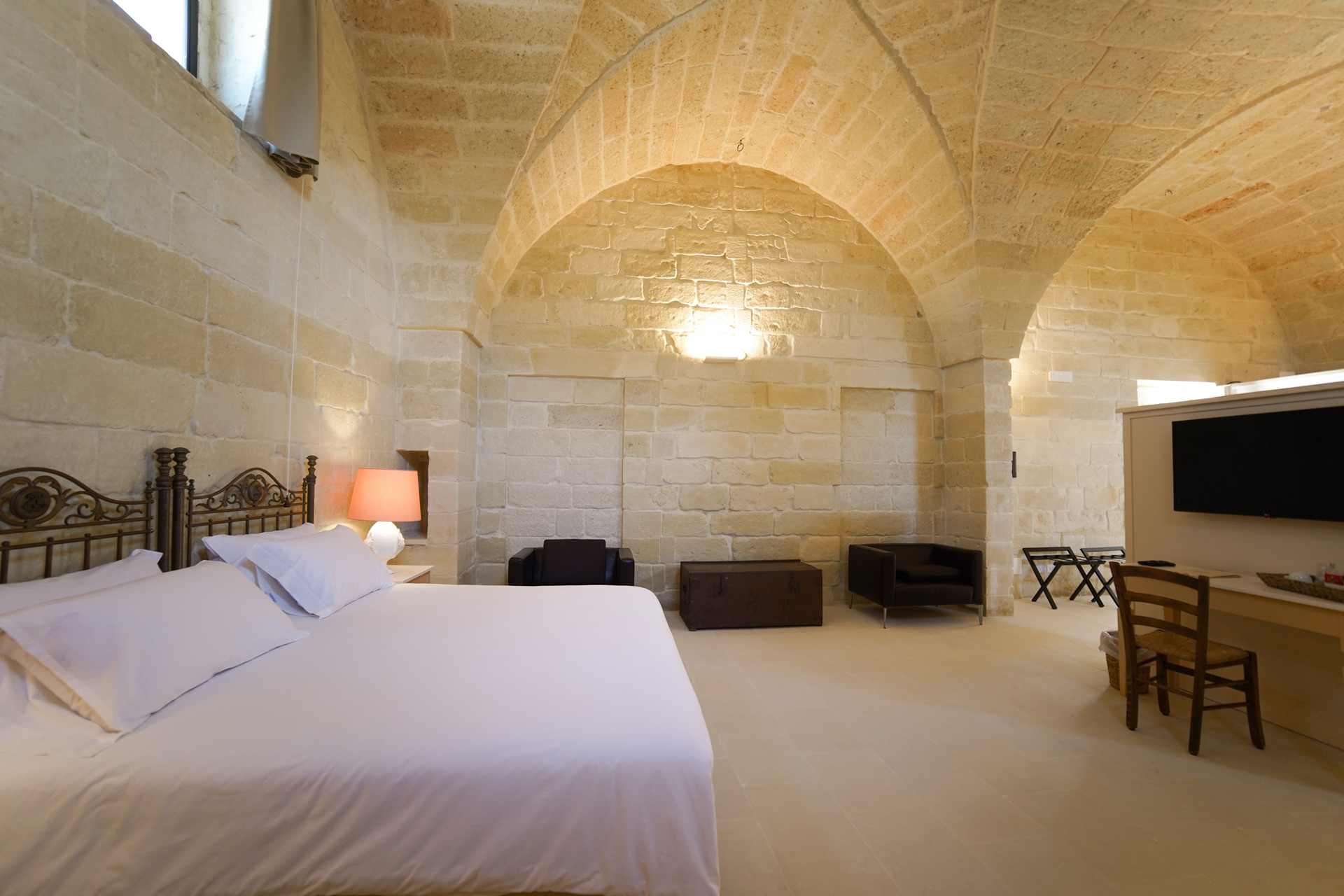 LiLei - Masseria tipica del Salento e Ospitalità Rurale a Lecce e Provincia, Agriturismo Lecce, Masseria, Mare, Masseria Rurale, Camere, | tenuta lecce | matrimonio in masseria salento | masserie salento cena | allestimento matrimonio country chic | masserie a lecce e dintorni